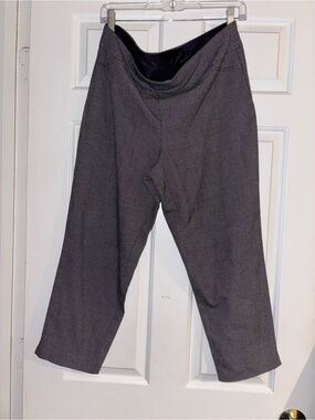 Investments Black and White Textured Knit Skirt